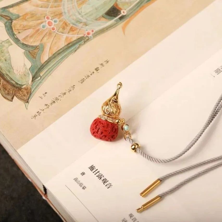 Golden Light Hulu-Bring ​continuous blessings, dual prosperity (wealth and status)