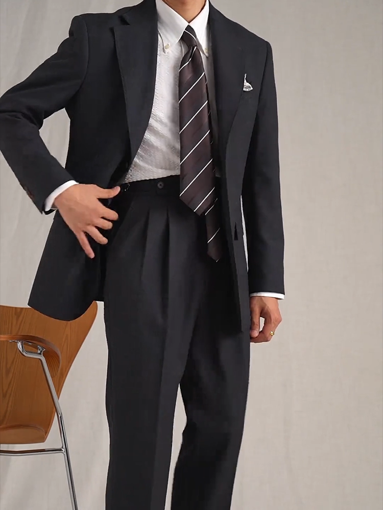 ニュートラルワークス　スーツ　上下セット　ブラック　Mサイズ　薄手　メンズ ニュートラルワークス スーツ 上下セット ブラック Mサイズ 薄手