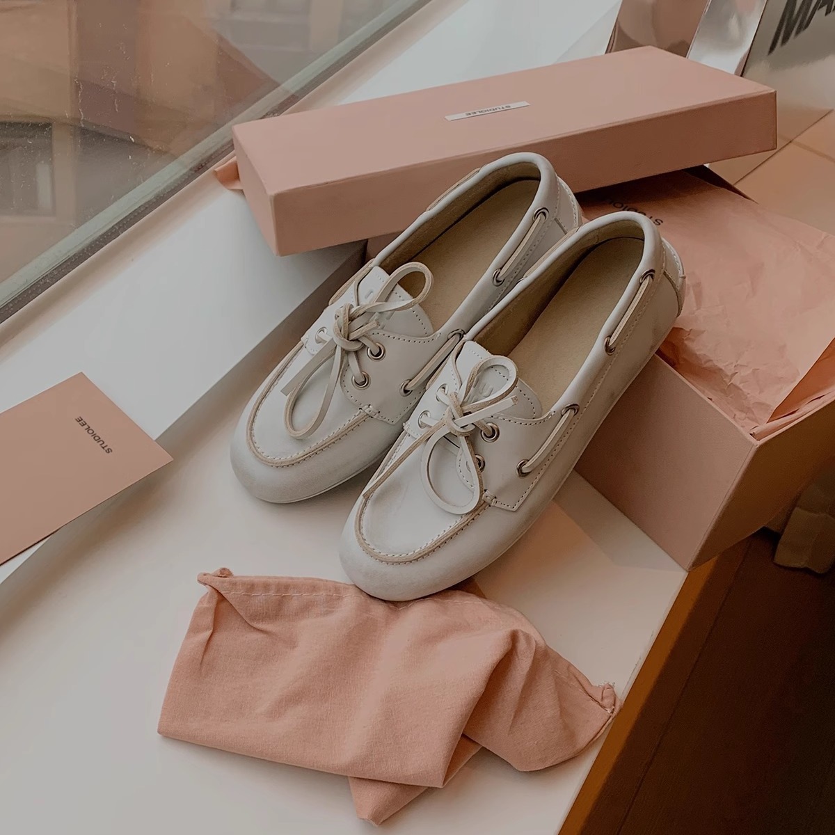 苏茵茵 真皮蝴蝶结小皮鞋新款圆头一脚蹬乐福鞋女单鞋搽色复古软皮豆豆鞋平底单鞋