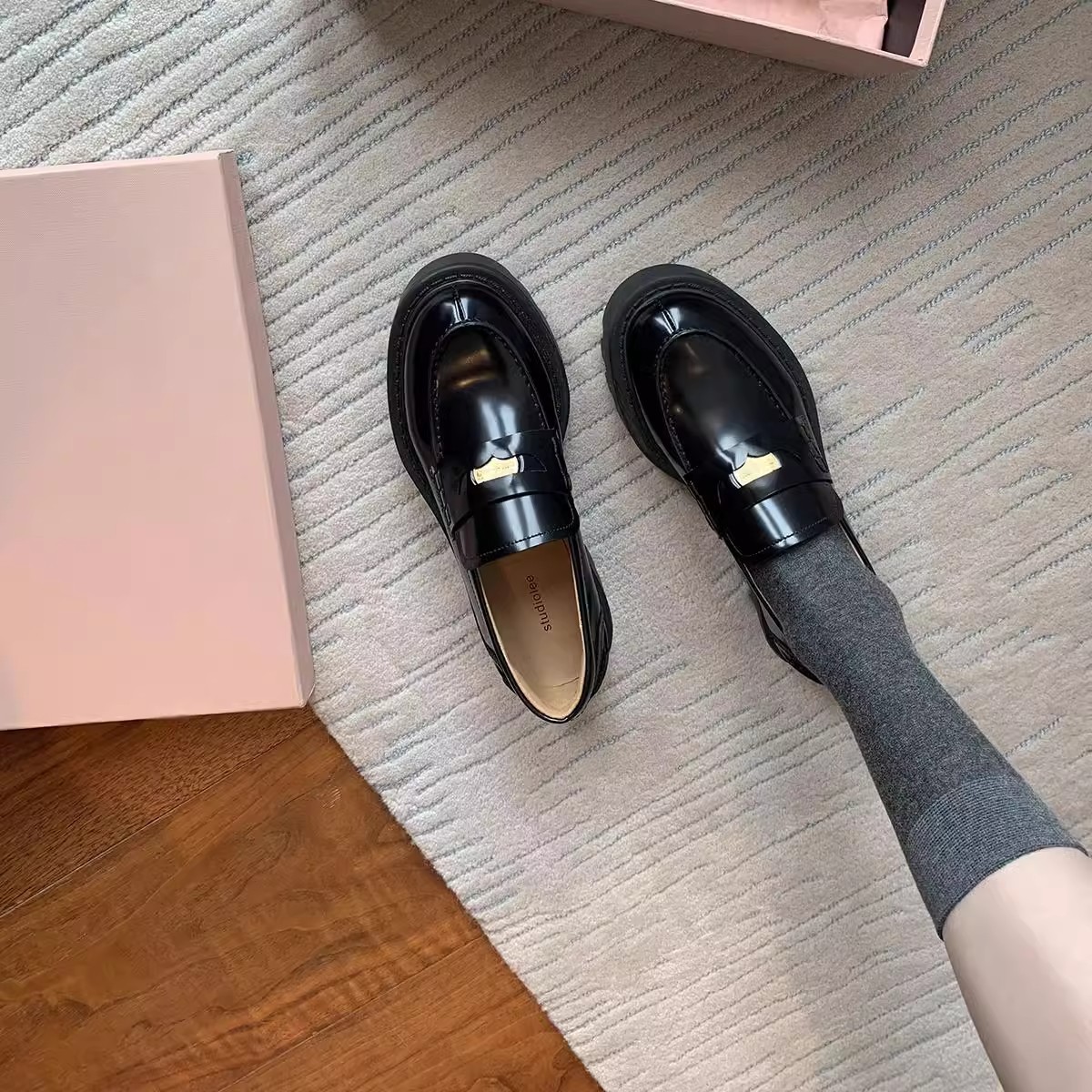 现货秒发！葡萄妈同款小金币圆头皮鞋粗跟厚底单鞋一脚蹬乐福鞋女