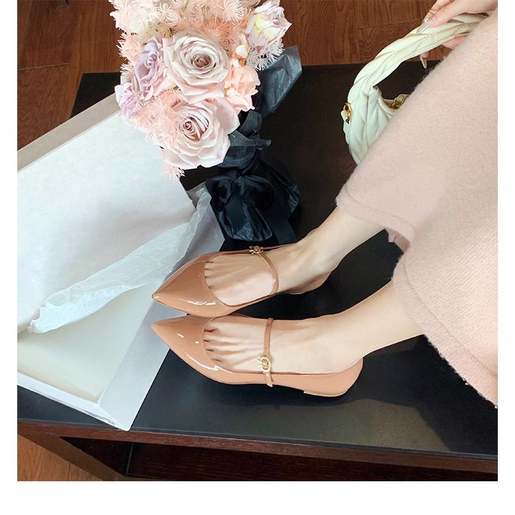 葡萄妈同款气质小尖头显瘦一字带浅口小低跟单鞋女春秋玛丽珍鞋女