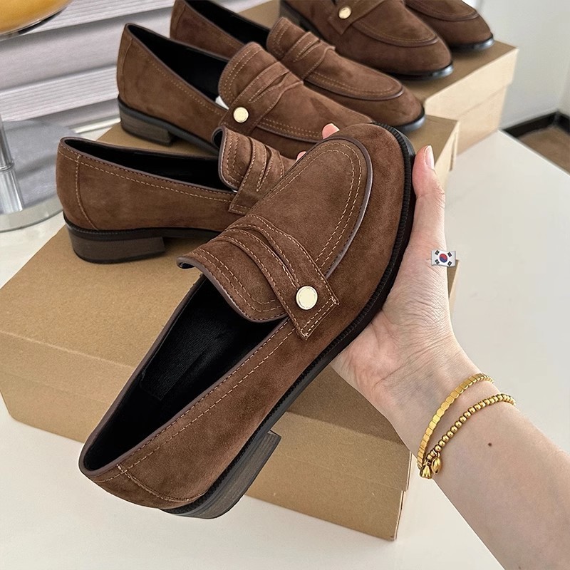 现货秒发！葡妈妈复古英伦风绒面百搭小金扣乐福鞋女粗跟圆头一脚蹬单鞋