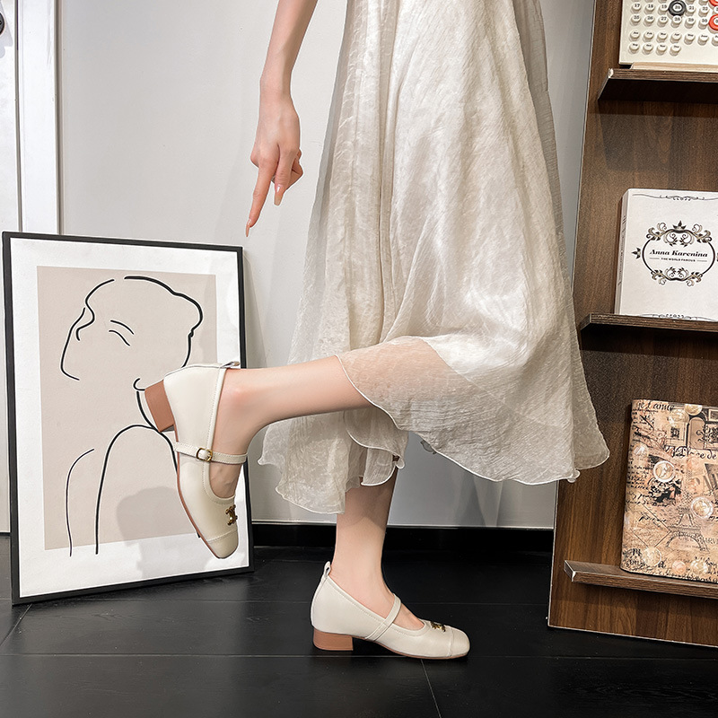 内增高6cm法式气质复古小皮鞋2024新款方头粗跟通勤晚晚风单鞋女