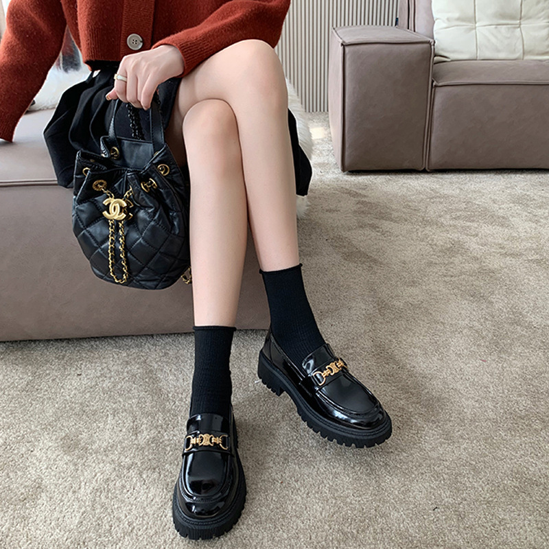 乐福鞋女2024春季新款英伦风小皮鞋金属扣圆头厚底粗跟单鞋