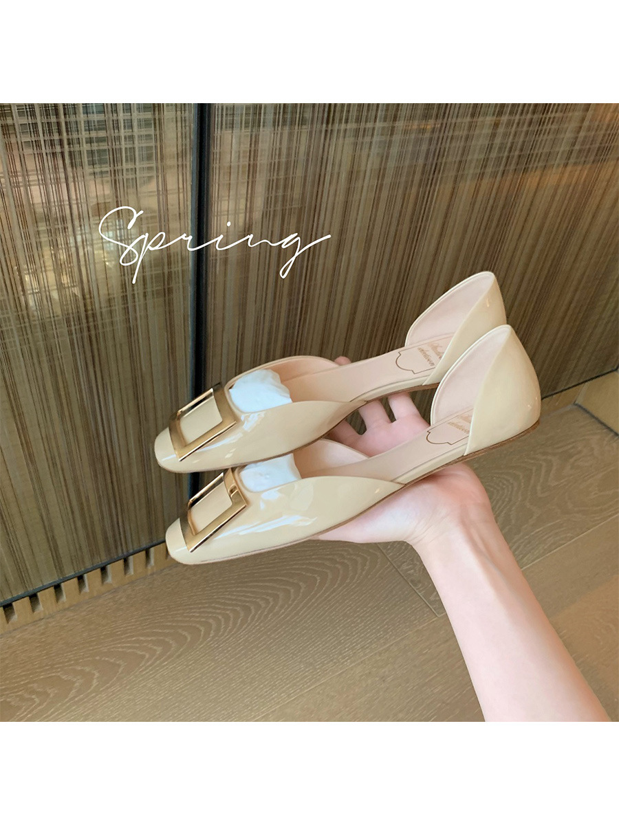 葡萄妈同款鞋通勤RV方扣漆皮方头浅口中空平底单鞋女秋