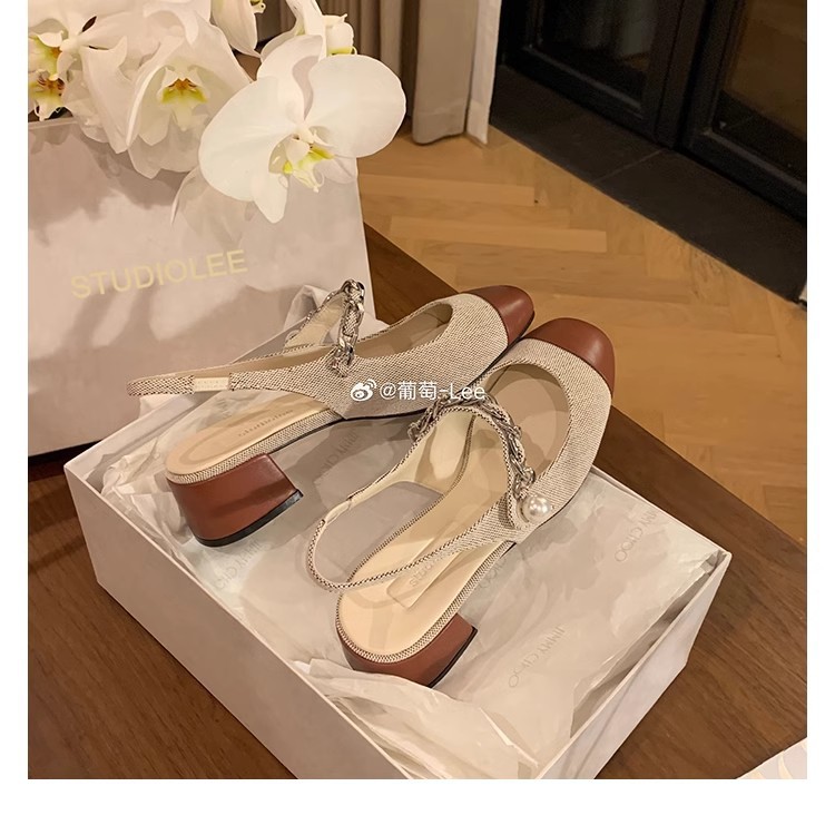 葡萄妈studiolee 加州风情~圆头拼接珍珠一字带粗跟后空玛丽珍凉鞋