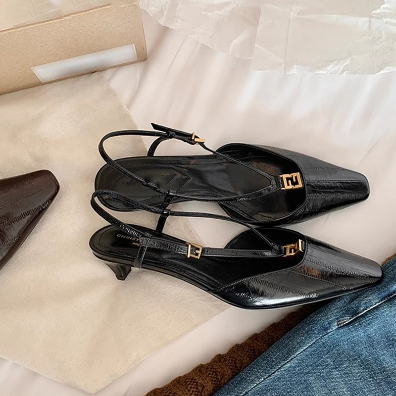 苏茵茵同款京圈富美~方头小金扣鳗鱼纹小猫跟后空凉鞋女夏季