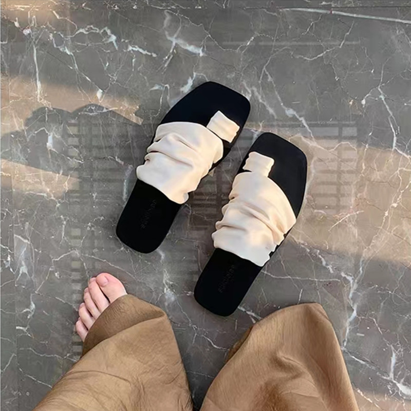 葡萄妈同款夏季新款韩版方头褶皱堆堆平底夹趾拖鞋女真皮外穿