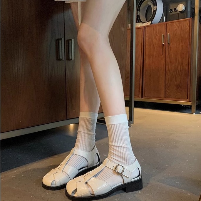 现货秒发！葡萄妈同款鞋罗马风编织设计方头镂空包头软面凉鞋女夏