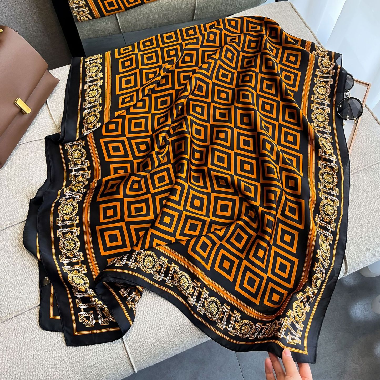 真丝丝巾女丽景锻丝巾韩版简约百搭沙滩巾外搭旅游披肩印花