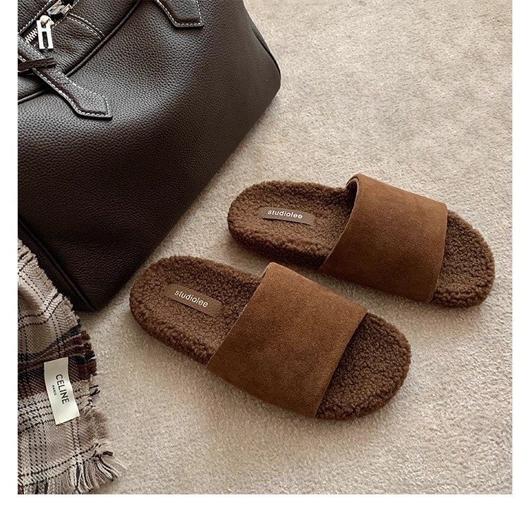 葡萄妈studiolee 磨砂牛皮宽一字带真皮毛毛拖鞋女外穿秋冬新款