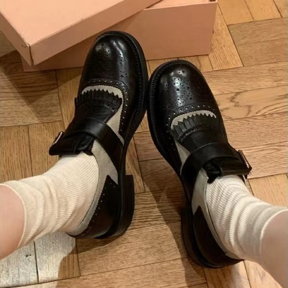 葡萄妈同款雕花布洛克小皮鞋2024秋季新款英伦复古牛津孟克单鞋女