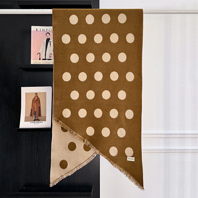 波点羊绒流苏围巾斗篷披肩韩版可爱围巾披风