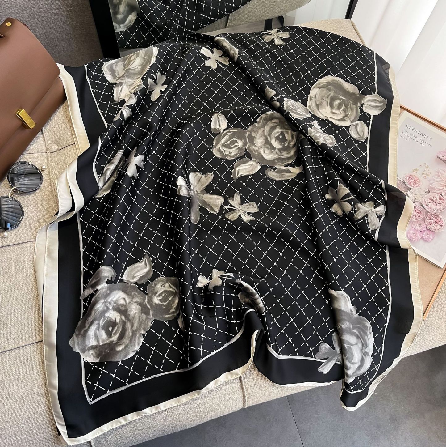 真丝丝巾女丽景锻丝巾韩版简约百搭沙滩巾外搭旅游披肩印花