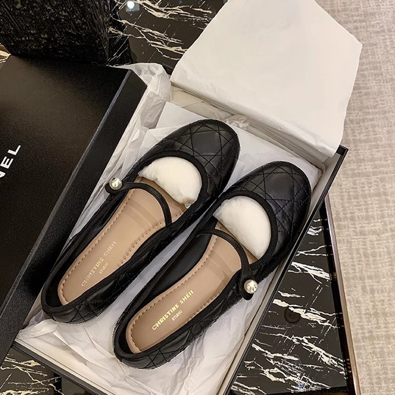 苏茵茵同款 大小姐~气质小羊皮菱格珍珠扣带平底单鞋女玛丽珍鞋