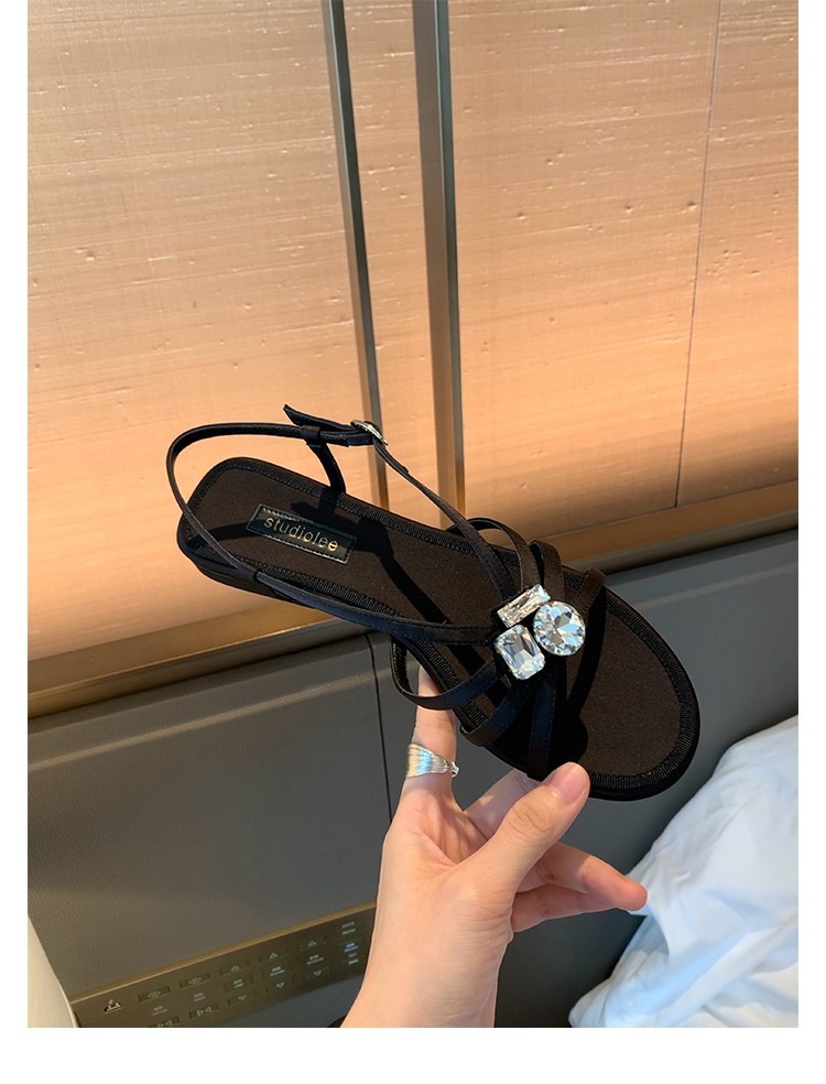 现货秒发！葡萄妈*仙本那之梦～优雅宝石扣细带露趾一字带凉鞋女