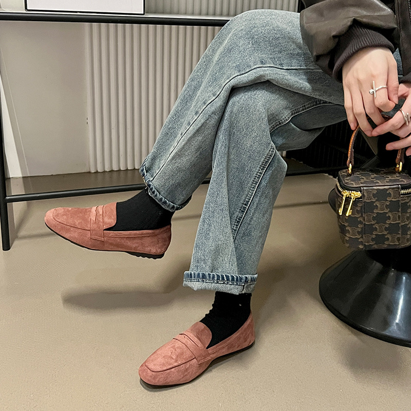 女士单鞋春秋季新款休闲平底鞋磨砂时尚舒适防滑一脚蹬乐福鞋