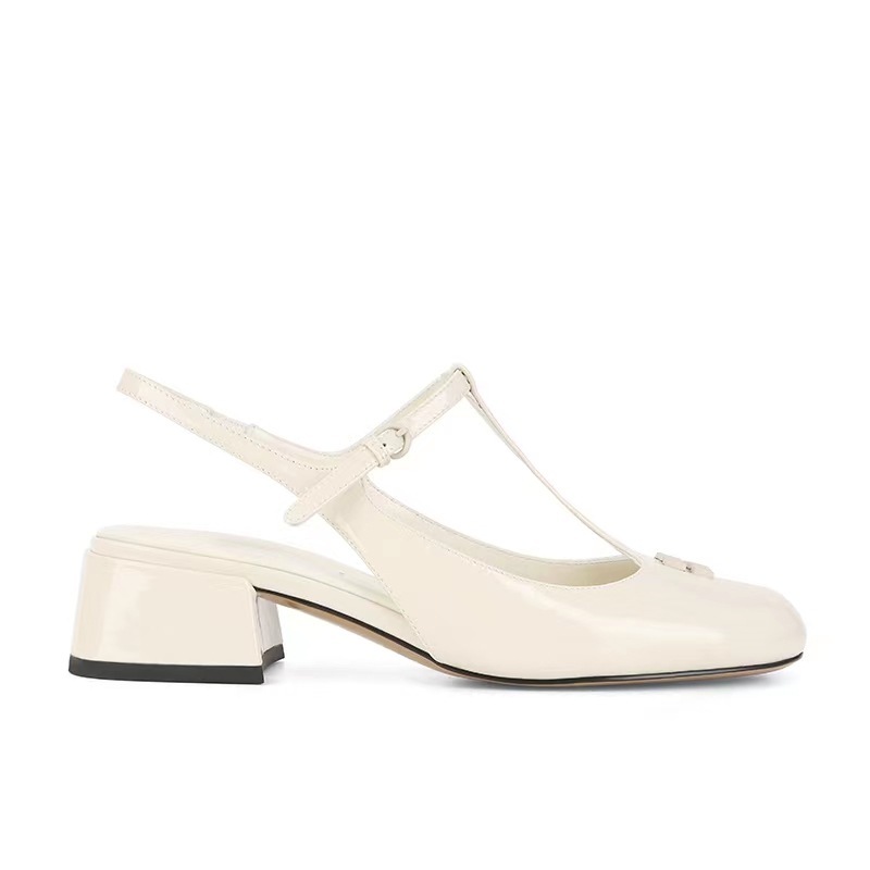 苏茵茵同款 头号甜心~阿miu包方头真皮粗跟后空玛丽珍凉鞋女高跟