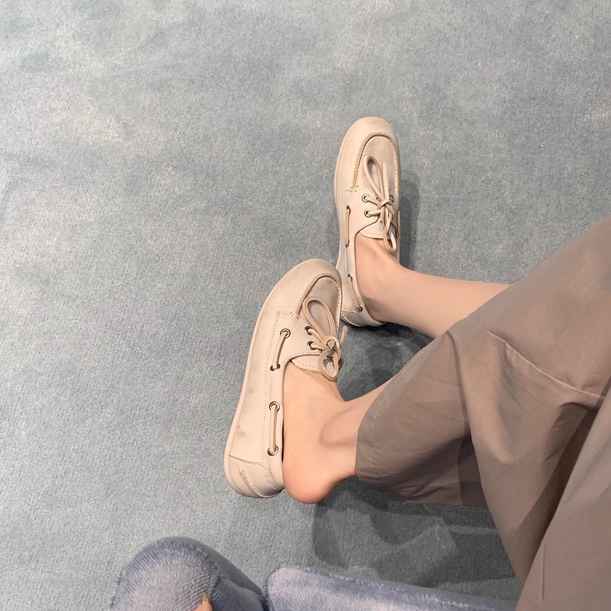 苏茵茵 真皮蝴蝶结小皮鞋新款圆头一脚蹬乐福鞋女单鞋搽色复古软皮豆豆鞋平底单鞋