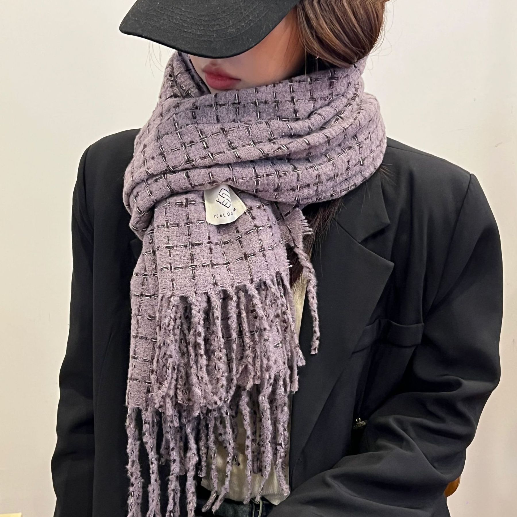 秋冬新款韩系软糯细格纹甜美可人娇俏女士羊绒保暖围巾纯色围脖