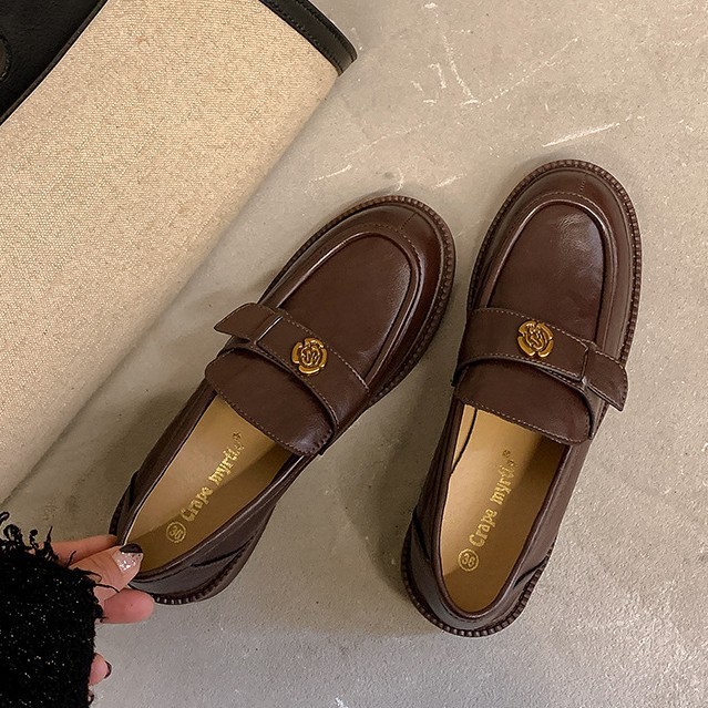 英伦风乐福鞋新款山茶花一脚蹬休闲单鞋厚底复古黑色小皮鞋