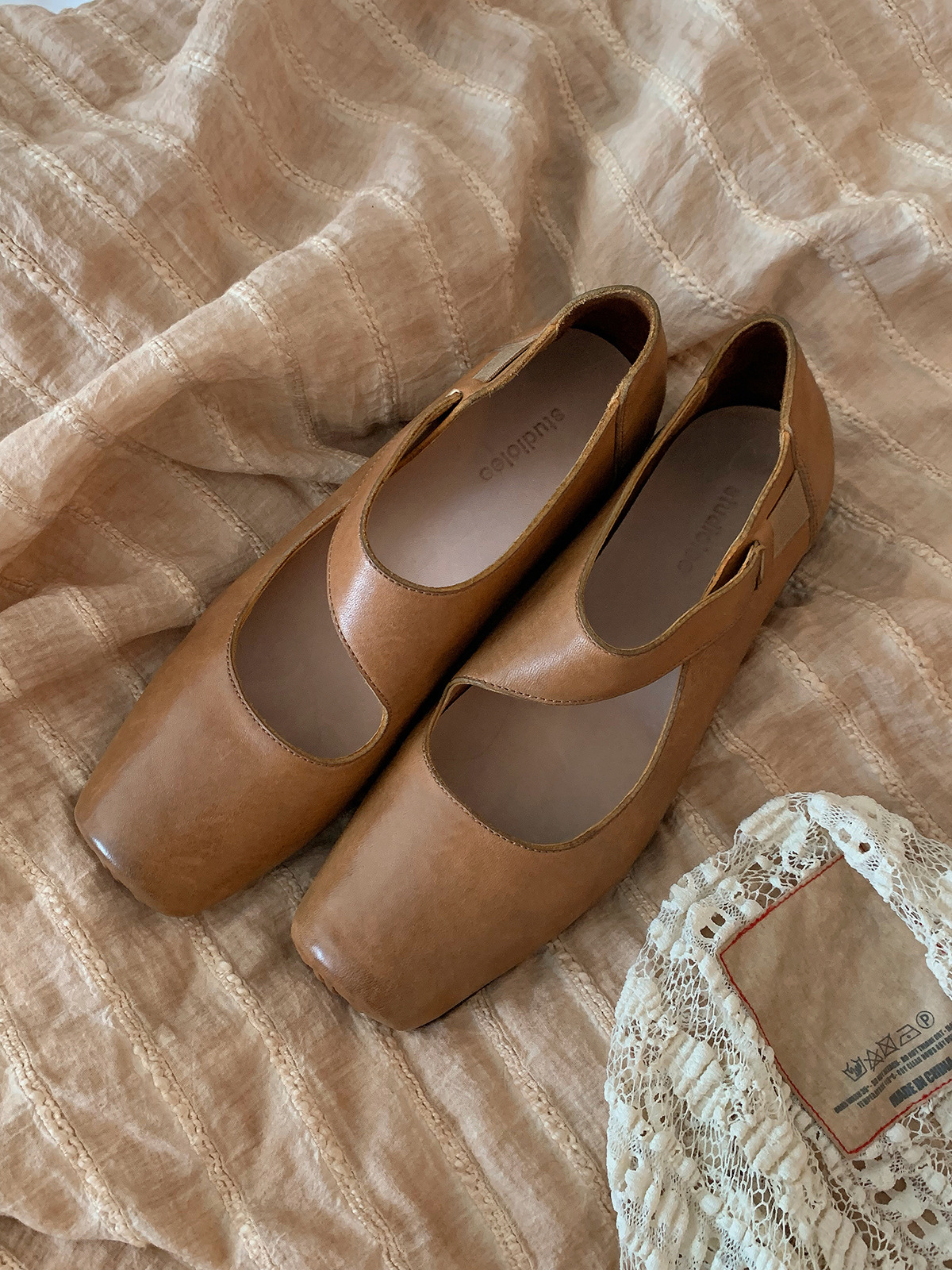 现货秒发！葡萄妈同款鞋高阶质感马皮方头粗跟软面高跟芭蕾单鞋女