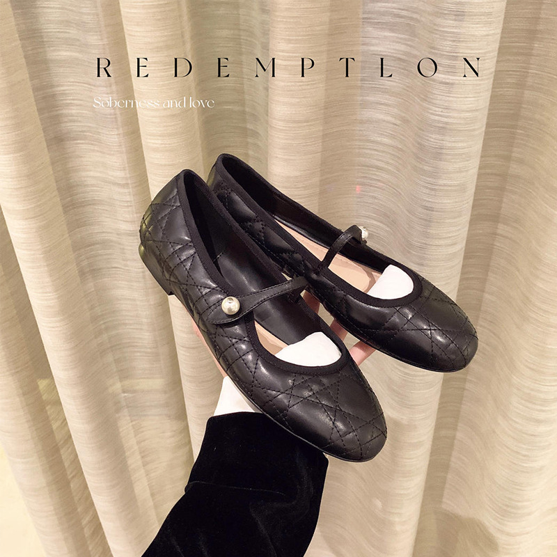 苏茵茵同款 大小姐~气质小羊皮菱格珍珠扣带平底单鞋女玛丽珍鞋