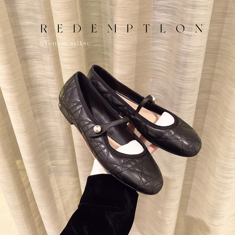 苏茵茵同款 大小姐~气质小羊皮菱格珍珠扣带平底单鞋女玛丽珍鞋