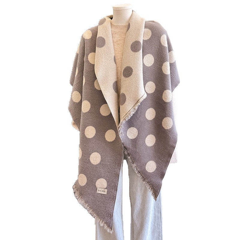 波点羊绒流苏围巾斗篷披肩韩版可爱围巾披风