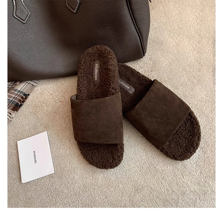 葡萄妈studiolee 磨砂牛皮宽一字带真皮毛毛拖鞋女外穿秋冬新款