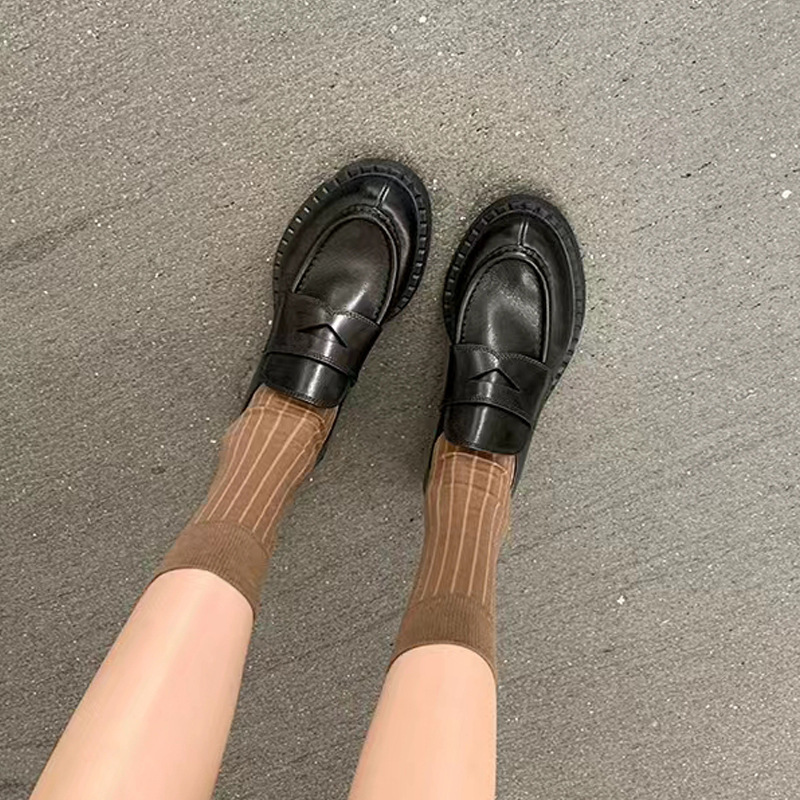 2024秋冬新款葡萄妈复古英伦风单鞋进口胎水牛粗跟乐福小皮鞋女