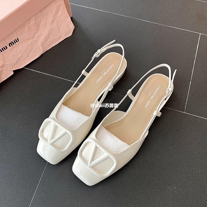 现货秒发！苏茵茵同款鞋方头V扣包头真皮后空平底凉鞋女通勤鞋夏