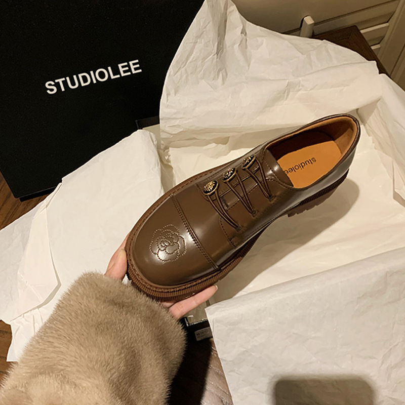 英伦金属扣复古刺绣乐福鞋春季圆头粗跟厚底小皮鞋单鞋女