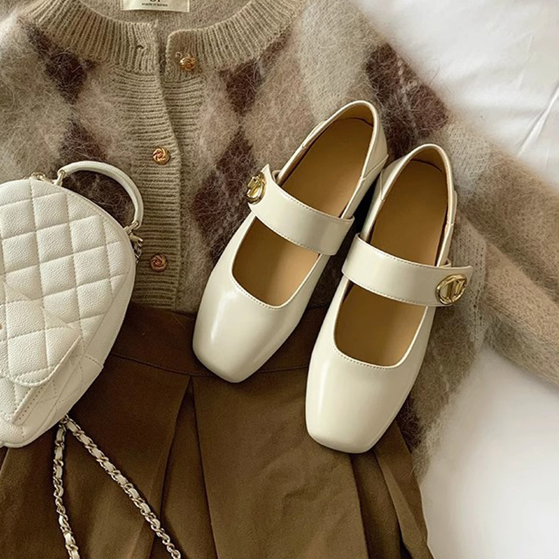 葡萄妈秋季新款法式复古方头一字带魔术贴玛丽珍浅口平底单鞋女