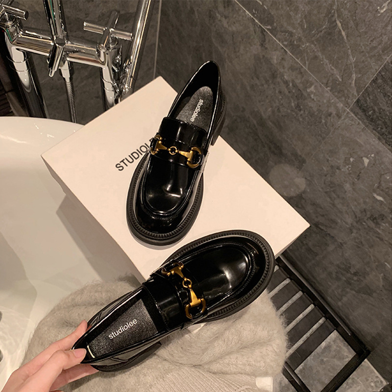 春季新款英伦复古金属扣乐福鞋真皮圆头浅口黑色小皮鞋