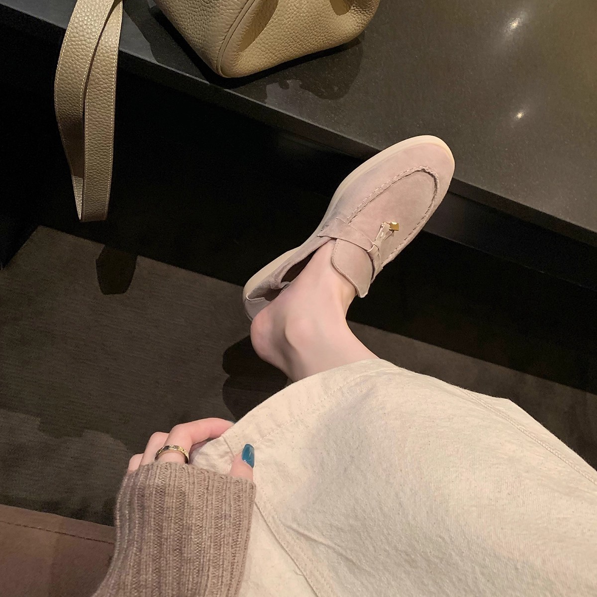 葡萄妈studiolee 流苏锁扣软底软面单鞋真皮一脚蹬乐福鞋女小皮鞋