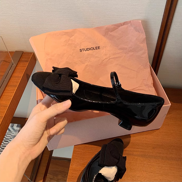 葡萄妈同款 网红蝴蝶结少女尖圆头一字带玛丽珍单鞋女秋冬新款