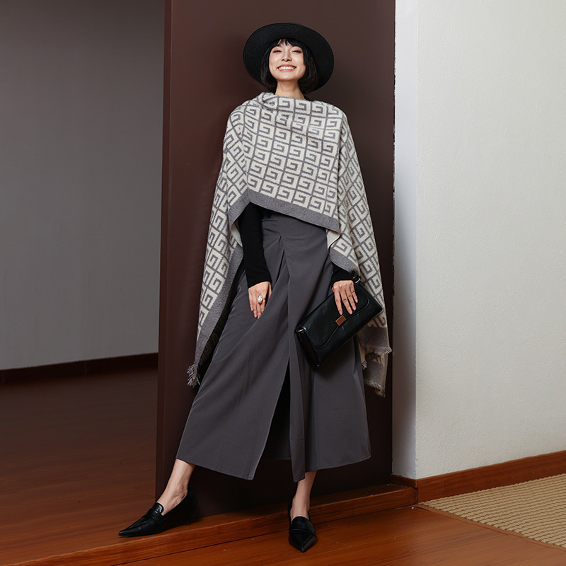 秋冬迷宫格围巾双面经典时尚羊绒爆款披肩百搭围脖轻奢几何新款