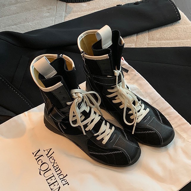 葡萄妈秋冬新款时髦复古拼色百搭绑带侧拉链猎装德训马丁女靴