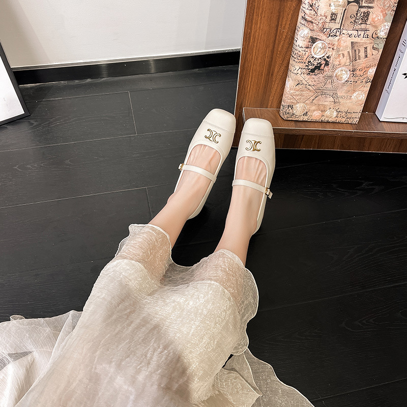 内增高6cm法式气质复古小皮鞋2024新款方头粗跟通勤晚晚风单鞋女