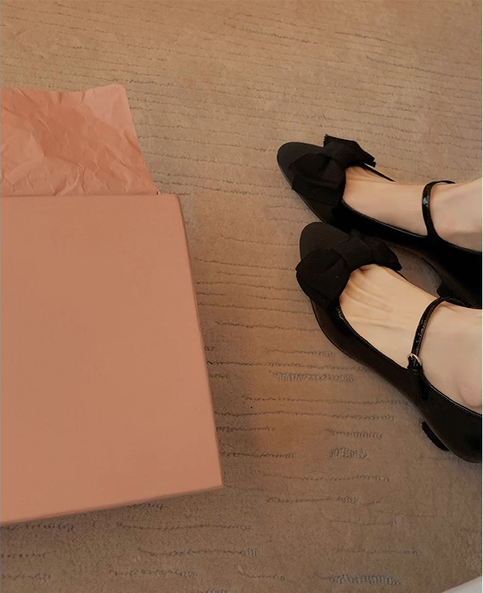 葡萄妈同款  网红蝴蝶结少女尖圆头一字带玛丽珍单鞋女秋冬新款