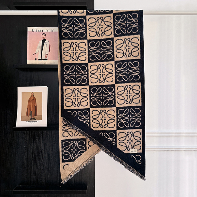 新款羊绒围巾时尚百搭潮流格子条纹大牌感冬季保暖披肩围脖