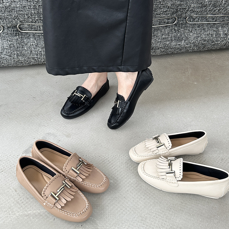 软底流苏乐福鞋女秋季新款一脚蹬懒人鞋英伦小皮鞋复古平底单鞋女