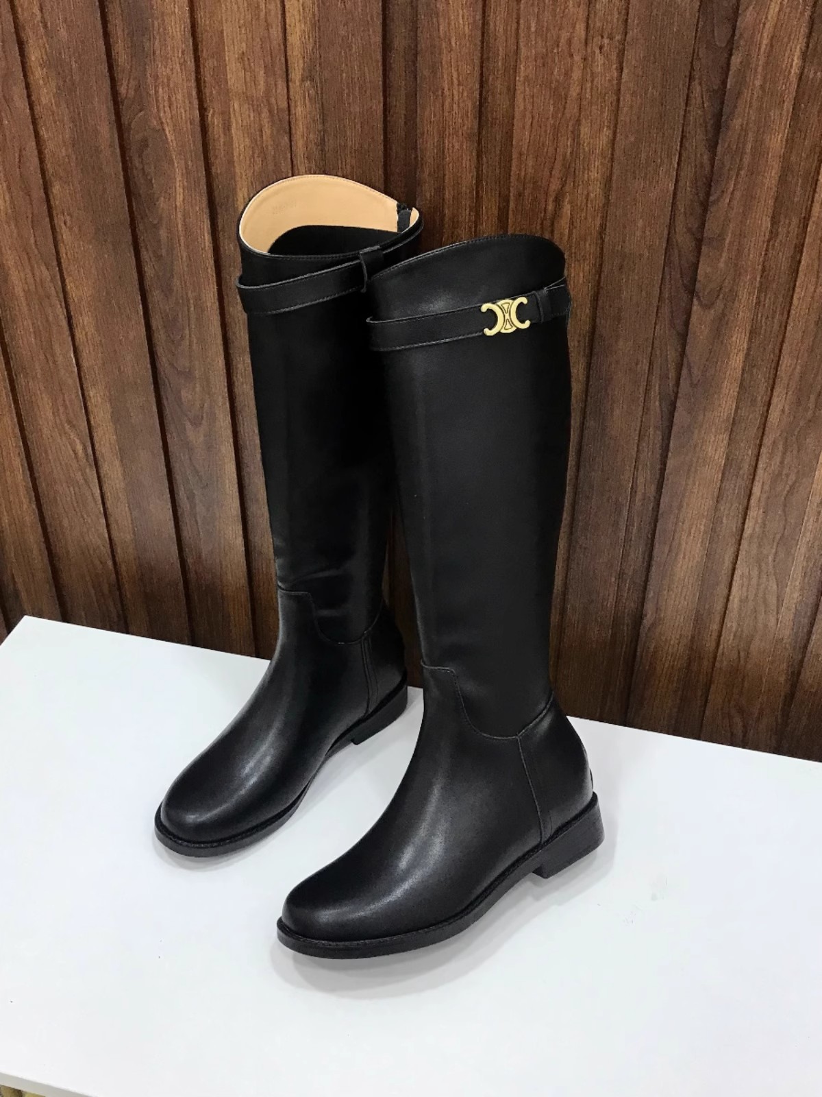 PANDA EYES时尚百搭新款牛皮斜口凯旋门扣带粗跟高筒骑士靴女秋冬