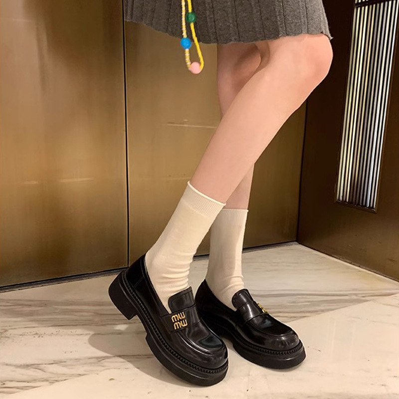 葡萄妈秋冬新款学院风miu懒人一脚蹬单鞋金属扣乐福小皮鞋女-PANDA EYES