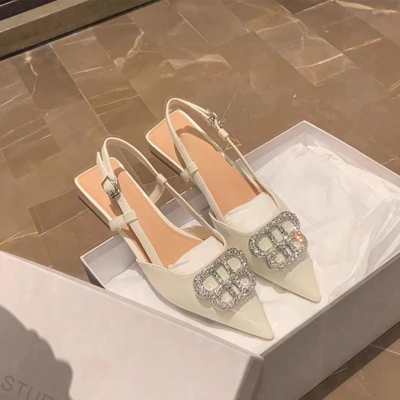 葡萄妈~新款法式水钻细跟小尖头包头凉鞋女高级感一字带后空单鞋