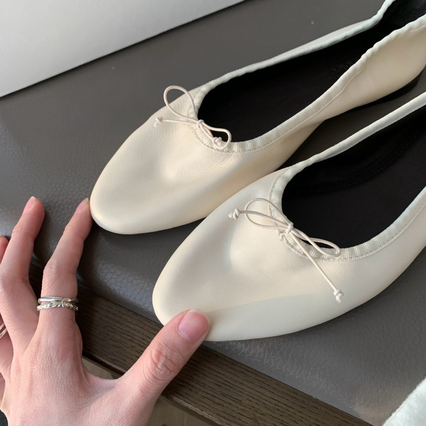 葡萄妈studiolee 法式女孩~小圆头软糯羊皮褶皱蝴蝶结芭蕾风平底单鞋