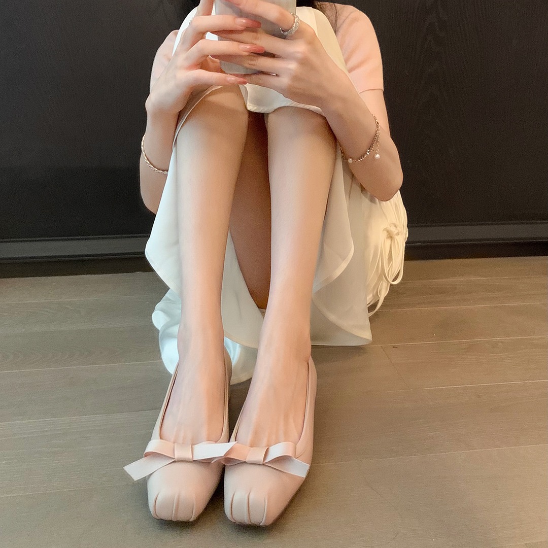 现货秒发！苏茵茵同款鞋猪鼻子小羊皮粗跟蝴蝶结芭蕾单鞋女凉鞋夏