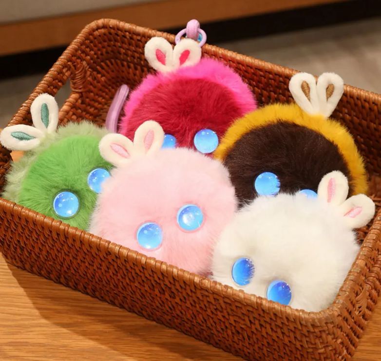 Qpocketai玩具智能对话玩具公仔包挂件桌伴陪伴公仔