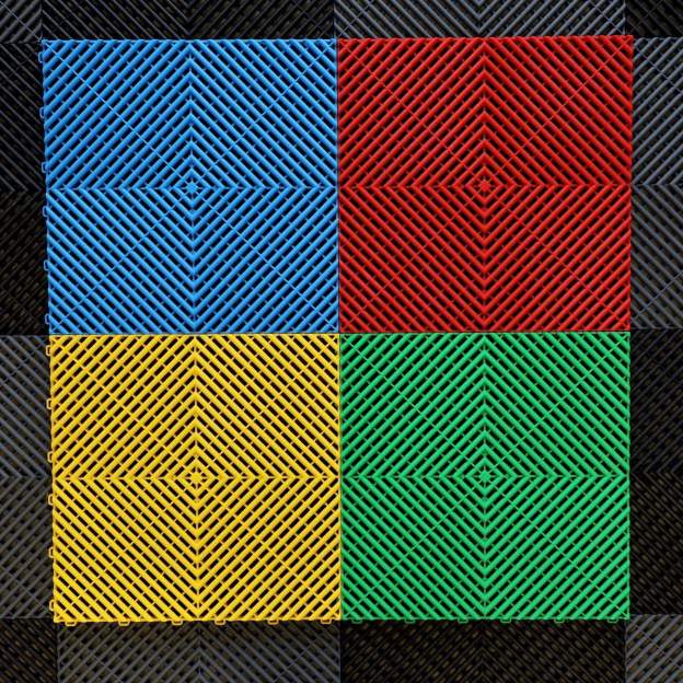 Vented Garage Floor Tiles（PP）400*400*18mm Per Metre² = 6.25 tiles 